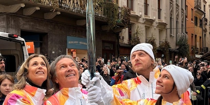 Milano Cortina -15: la Fiamma Olimpica transita per Treviso