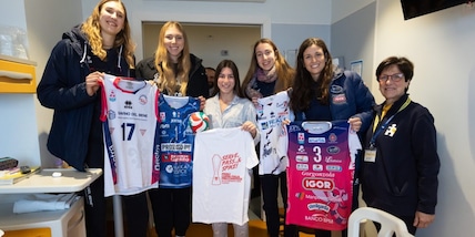 Coppa Italia: quattro azzurre in visita all'Ospedale Infantile Regina Margherita