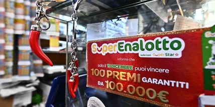 Seconda tranche rincari sigarette, da martedì la riforma del Lotto e Superenalotto