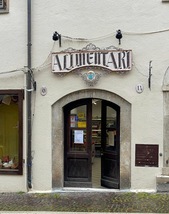 Scomparsi 103mila negozi. Quelli che restano sono più grandi