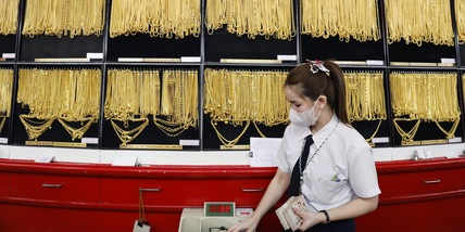 L'oro supera per la prima volta quota 5.000 dollari, per l'incognita Trump