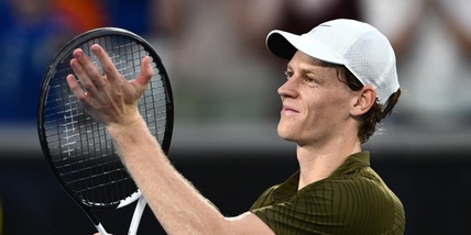 Sinner piega Darderi in tre set e vola ai quarti dell’Australian Open: ecco chi sfiderà