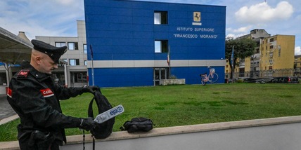 Metal detector nelle scuole, firmata la circolare da Valditara e Piantedosi