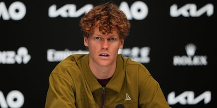 Sinner ko contro Djokovic: "Ho preso una lezione che fa male. Dall'altra parte della rete oggi..."