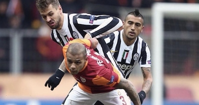 Felipe Melo lancia la sfida alla Juve e ritorna sulla partita del 2013: la frecciata sui social è virale