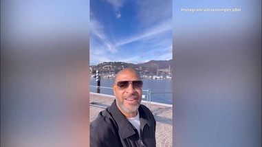 Adriano, che ridere l'incontro col tifoso