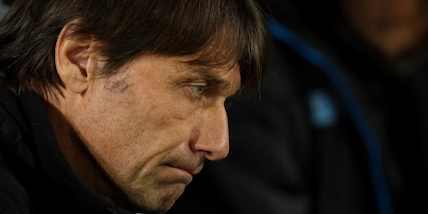 Conte sotto accusa: 247 milioni per nulla. Il Napoli ha fallito su tutto e De Laurentiis...