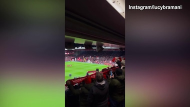 Anfield Road, l'atmosfera magica di Liverpool ripresa da Lady Chiesa