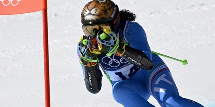 Brignone in testa alla prima manche: "Estremamente facile. Ho messo i bastoncini fuori e..."