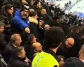 Dirigenza Juve lascia la tribuna dopo gli insulti dei tifosi dell'Inter: il video è virale