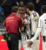 La Penna: Associazione arbitri, 'non è più sport, agiremo a sua tutela'