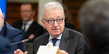 Mantovano, 'da Gratteri indagini su chi sui social è per il Si?'