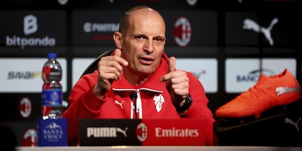 Allegri, stoccata a Fabregas e arbitri: "Bisogna essere educati e imparare dagli errori..."