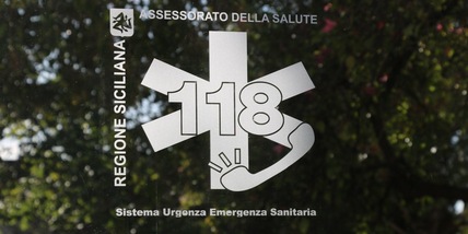 Studente colpisce con martello un compagno in scuola a Gela