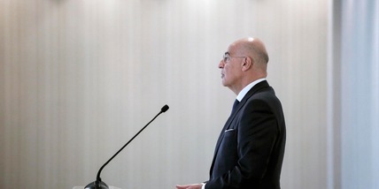 La Grecia invia due fregate e due F-16 per la difesa di Cipro