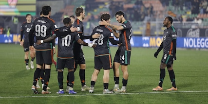 Venezia e Monza vincono ancora: prove di fuga. Poker Sudtirol, crolla il Modena con l'Entella