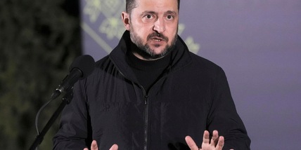 Zelensky nel Donetsk vicino al fronte, 'russi preparano offensiva di primavera'