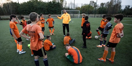 Sport e solidarietà, nasce la scuola calcio per bambini con famiglie in difficoltà