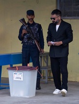 L'ex rapper Balen supera l'ex premier nepalese nello stesso seggio elettorale