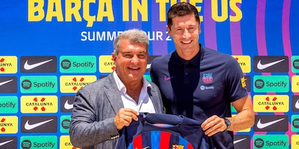 "Pugnalati alle spalle, se c'era Mendes...Vlahovic e Lewandowski, la posizione del Barcellona è una"