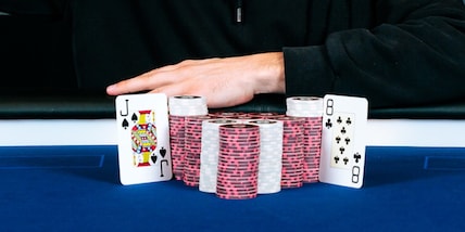 Il ‘cooler’ nel poker Texas Hold’em: significato ed esempi