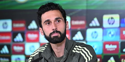 "Non mi ci metto, è tra Rudiger e il Real Madrid. Io farei una statua...": Arbeloa sicuro