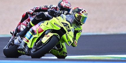 Di Giannantonio beffa Bezzecchi e Marquez e conquista la pole in Brasile. Bagnaia cade, partirà 11°