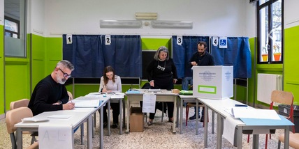 Instant poll Swg-La 7, NO in testa con forchetta 49-53%, SI' al 47-51%