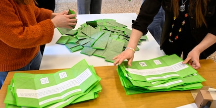 Proiezioni Opinio-Rai, il NO al 53,1% e il SI' al 46,9%