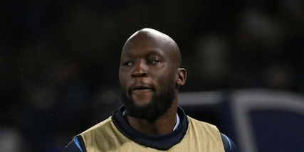 Lukaku fa scoppiare il caso, Napoli arrabbiato: è rimasto in Belgio senza permesso