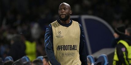 Lukaku fa scoppiare il caso, Napoli arrabbiato: è rimasto in Belgio senza permesso