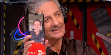 Buffon in videochiamata con Fiorello carica l'Italia: “Il gruppo è concentrato e convinto di andare al Mondiale"