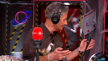 Fiorello chiama Buffon: forza, Italia!