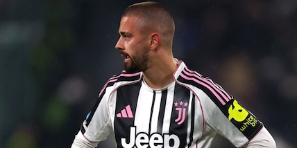 Juve, Zhegrova è uscito dai radar: ai margini anche con il Kosovo, il futuro è in bilico!