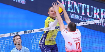 Play Off: Piacenza sbanca il Pala Panini e va in semifinale