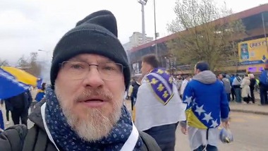 Bosnia-Italia: fuori dallo stadio con i tifosi. Spunta un "Forza Juve»