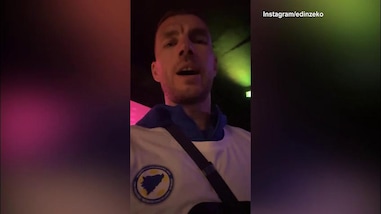 Bosnia in discoteca, Dzeko si scatena in pista