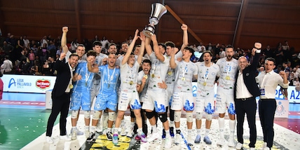 Pineto alza anche la Supercoppa di A2