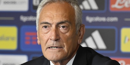 Gravina si sfila e passa al contrattacco, numeri shock e accuse forti: "Vere e proprie falsità"