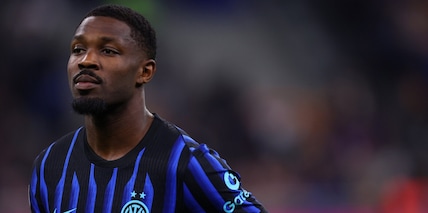 Inter, la palla passa a Thuram: senza Lautaro tocca a lui trascinare l'attacco