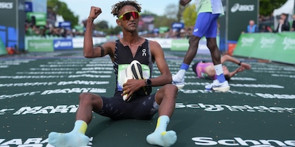 Crippa nella storia, primo italiano a trionfare a Parigi: "La mia carriera da maratoneta inizia ora"