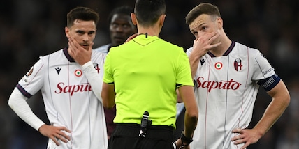 Crollo Bologna a Birmingham: Ravaglia para un rigore, ma l'Aston Villa ne fa quattro