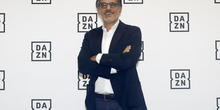 Mondiali: il Winner's Trophy che verrà alzato da vincitori Coppa mondo fa tappa a Dazn