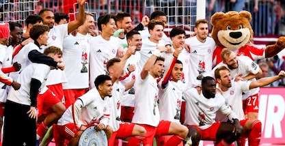 Gioia Bayern, ancora campione di Germania: grande festa all'Allianz Arena per il Meisterschale