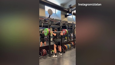 Ibra, lavoro duro in palestra