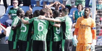 Berardi-Laurienté, il Sassuolo affonda il Milan: la Juve di Spalletti può agganciare Allegri