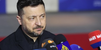 Zelensky, non consigliamo a Paesi alleati Russia partecipazione a parata 9 maggio