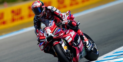 MotoGp Francia, doppietta Ducati nelle qualifiche: pole Bagnaia davanti a Marquez. Terzo Bezzecchi