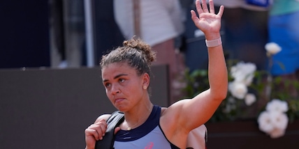 Paolini, Roma amara: dà forfait e rinuncia al doppio con la Errani: "Mi ritiro perché..."
