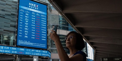 Borsa: Hong Kong in calo nelle prime battute, Hang Seng -1,02%